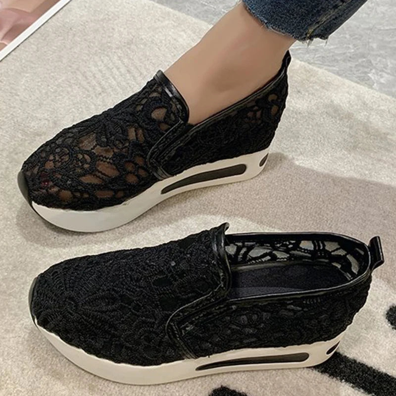 Classic Black Embroider Sneakers for Women 2025 Comfortable Breathable Mesh Casual Shoes Woman Lightweight Platform Shoes Mujer