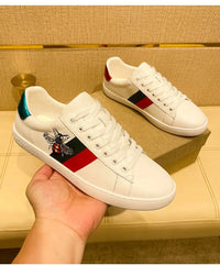 2026 Sneakers Men Bee Shoes High Quality Embroidery Men's Skateboard Shoes Comfortable Low Cut