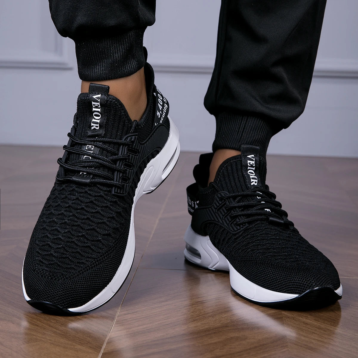 New Men's Sneakers Thick Sole Comfortable Casual Shoes Lightweight Breathable Fashion Running Shoes Luxury Male Tenis Masculino