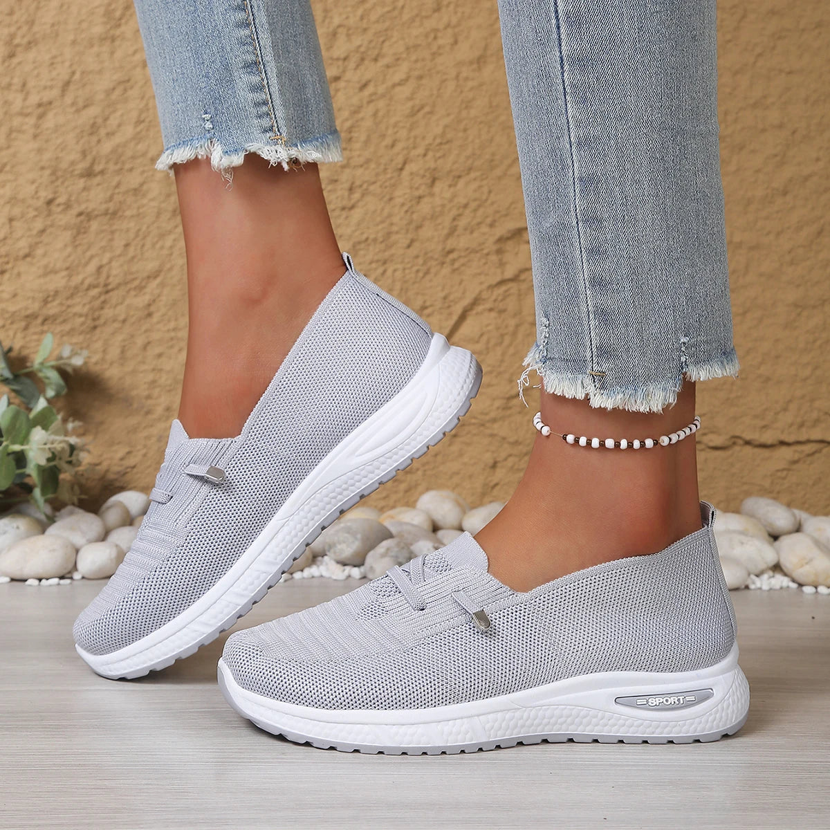 Grey / 36