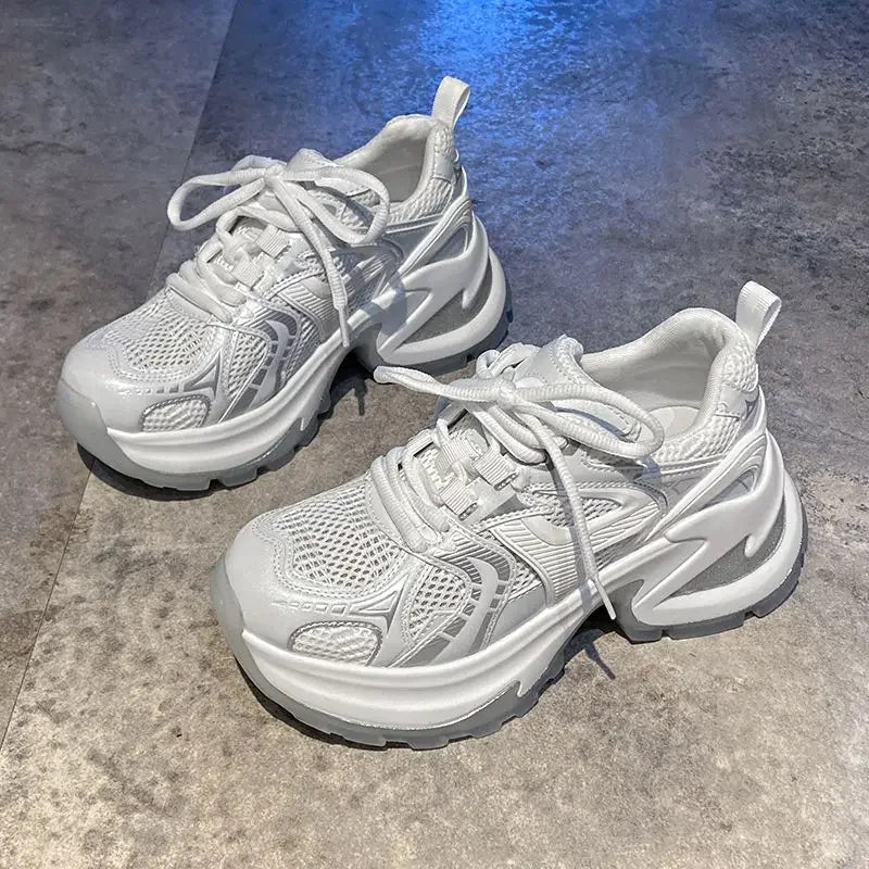 White Shoes / 35
