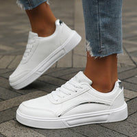 2025 Fashion Women's Black Sneakers Stylish Low Top Design Comfortable Lace Up Fit Versatile Casual Shoe Trendy Fashion Footwear