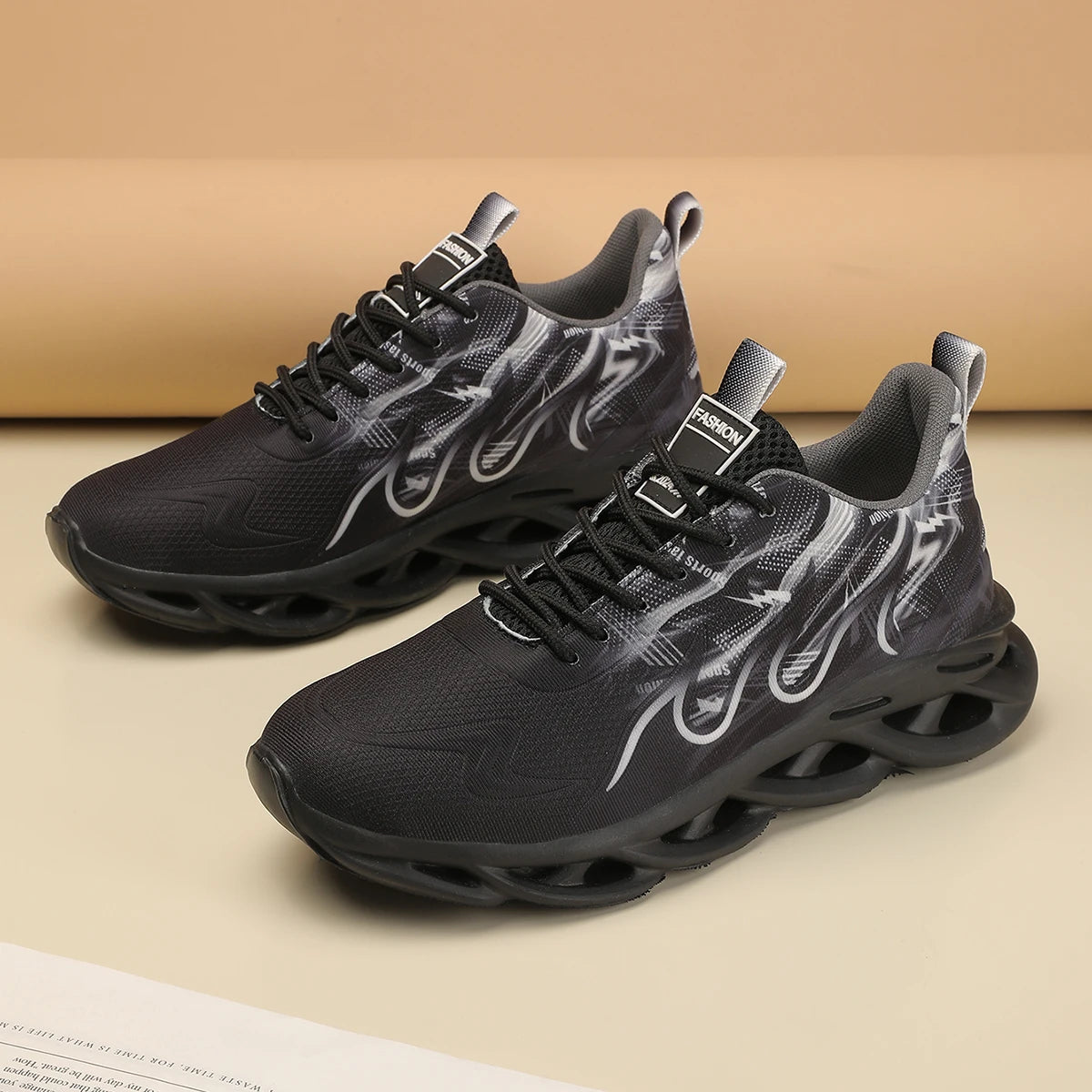 Sneakers Man Running Shoes Women Lightweight Mesh Breathable Comfortable Flat Soft Tennis Shoes Unisex Lace-up