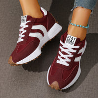 2026 Women Sneakers Spring New Luxury Flat Comfortable Slip on Soft Trend Sneakers Women Lightweight Outdoor Shoes for Women