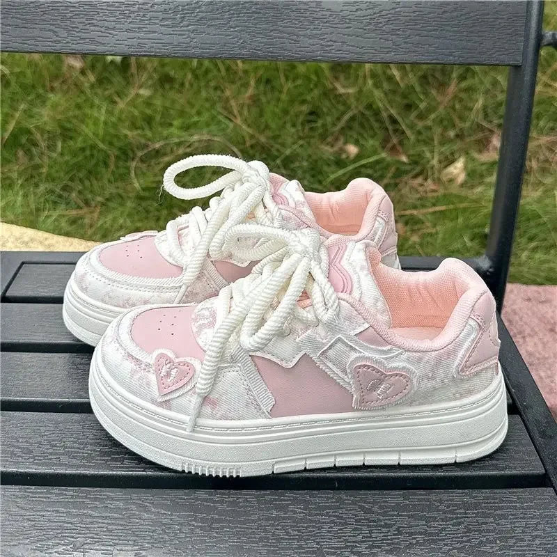 Pink Shoes / 39