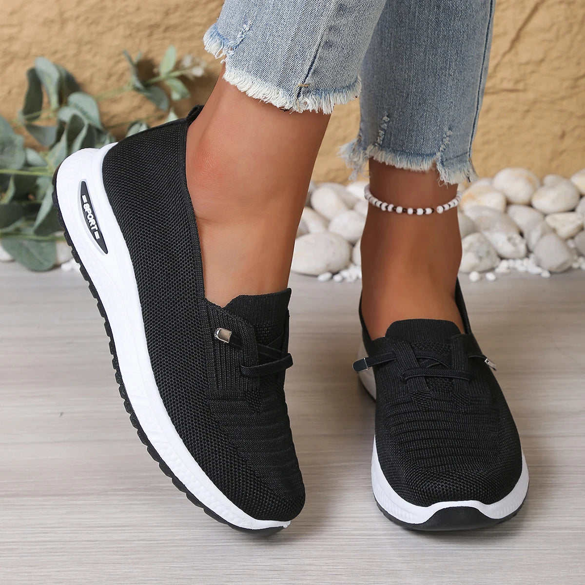 Black / 36