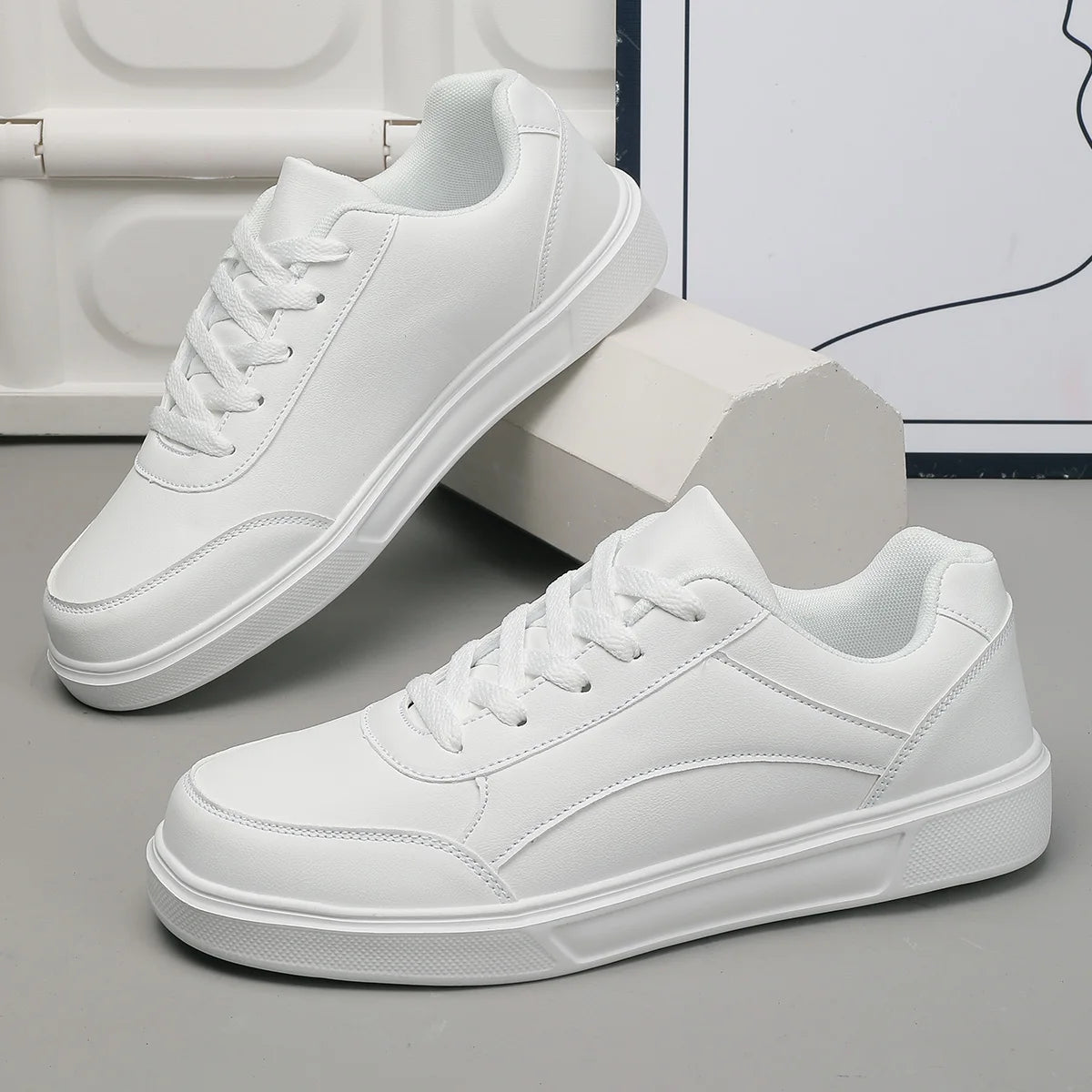 Men's Sneakers, New Summer Style Casual Shoes for Couples, Lightweight, Breathable, Wear-Resistant, Non-Slip Sports Shoes for Women